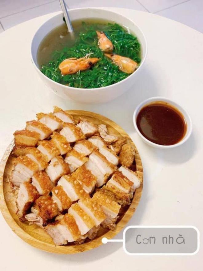 Ngày nào cũng nấu cơm, phở xen kẽ, 8X được chồng khen nức nở