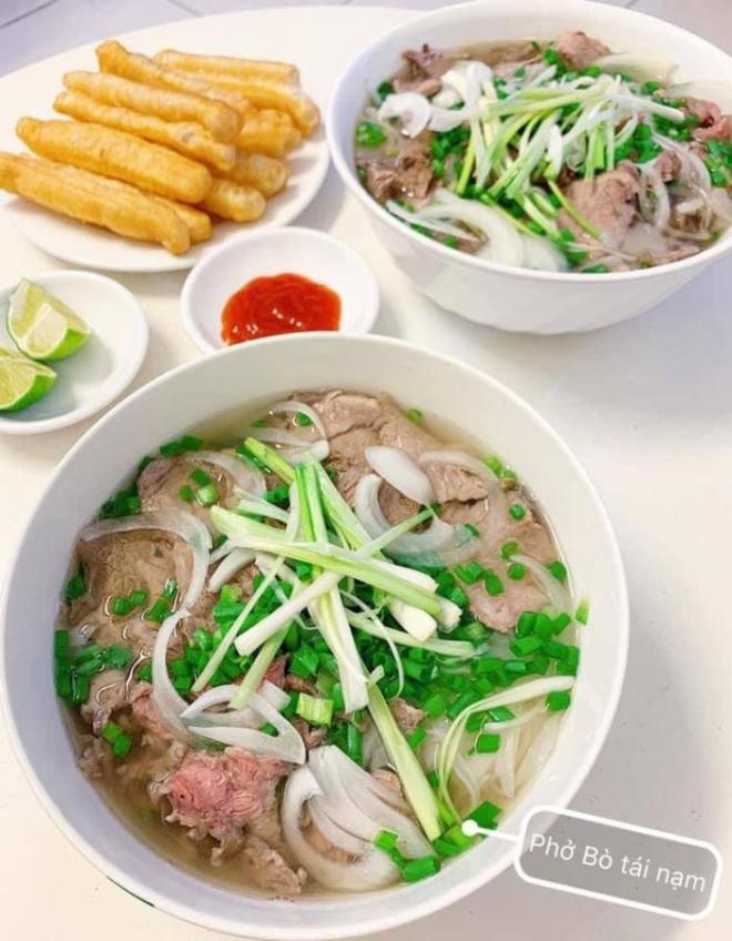Ngày nào cũng nấu cơm, phở xen kẽ, 8X được chồng khen nức nở