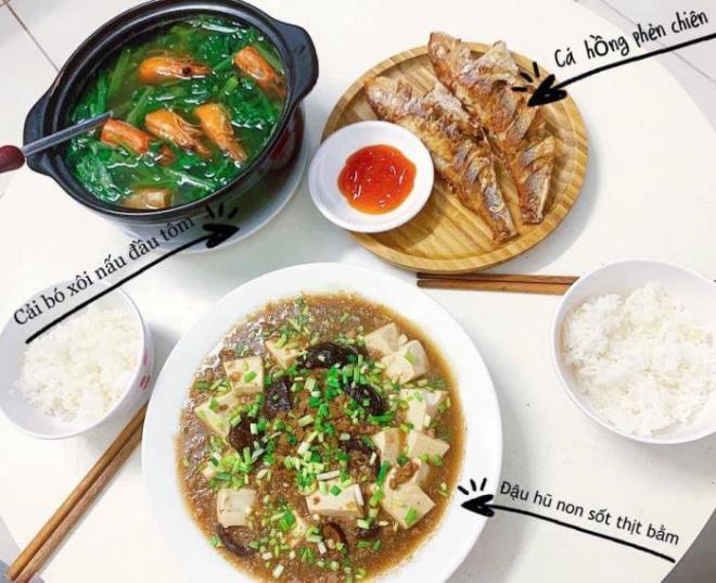 Ngày nào cũng nấu cơm, phở xen kẽ, 8X được chồng khen nức nở