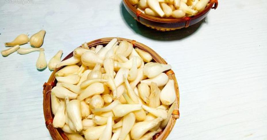 Ngày Tết đến không thể bỏ qua cách muối củ kiệu chua ngọt, giòn ngon như thế này