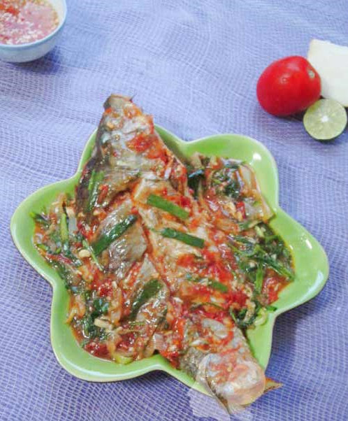 Ngon cơm với cá hấp chua ngọt