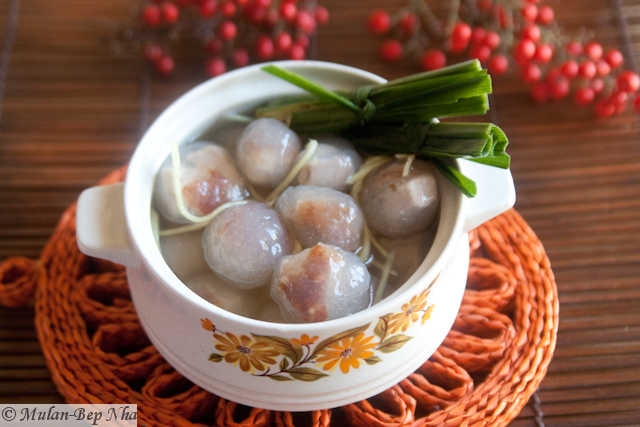 Ngon xuýt xoa chè hai vị mặn ngọt xứ Huế