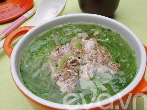 Ngọt ngon canh cua nấu bầu