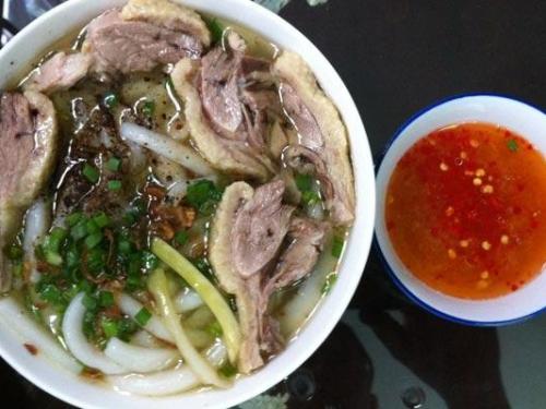 Những món bánh canh Sài Gòn chưa đi ăn là "phí của giời"