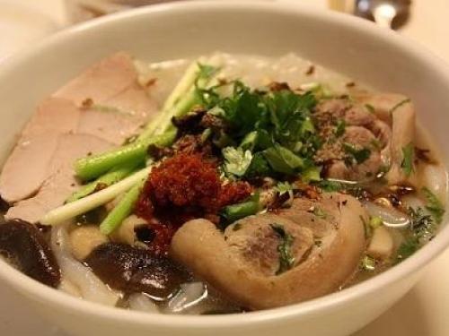 Những món bánh canh Sài Gòn chưa đi ăn là "phí của giời"