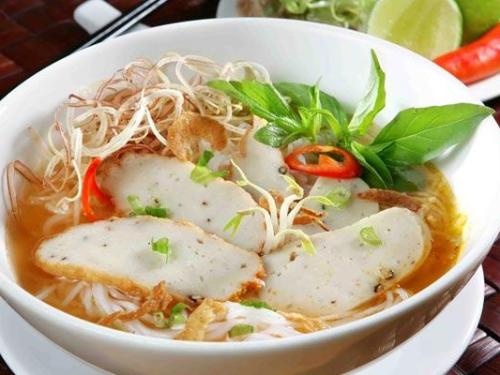 Những món bánh canh Sài Gòn chưa đi ăn là "phí của giời"