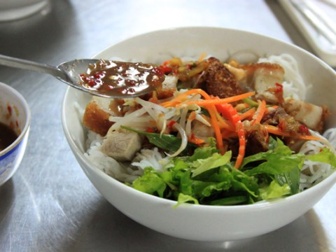 nhung mon bun mam ngon mieng kho quen Những món bún mắm ngon miệng khó quên