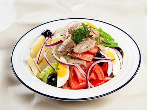 nicoise salad salad trung ca ngu Nicoise salad (Salad trứng cá ngừ)