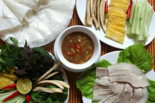 Nộm tôm cuốn bánh tráng thanh mát cho ngày hè nóng nực