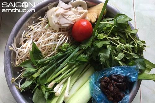 Nồng nàn canh chua cá dìa, cá dò vò lá me non