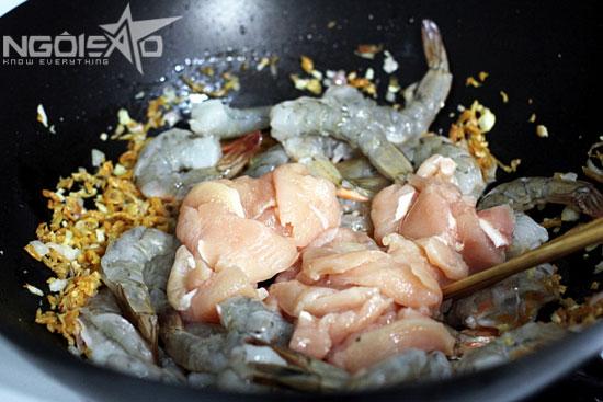 Pad Thái - hủ tiếu xào chua ngọt