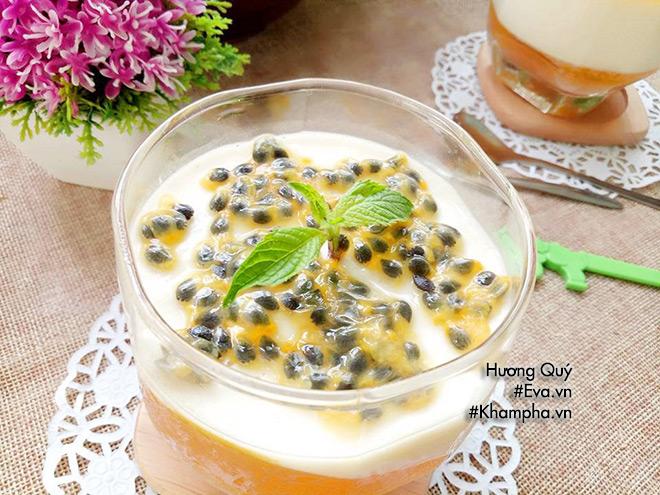 Panna cotta chanh dây chuẩn vị, ăn đã miệng mùa hè