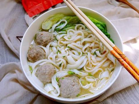 pho bo vien mon ngon che bien nhanh cho bua sang Phở bò viên món ngon chế biến nhanh cho bữa sáng