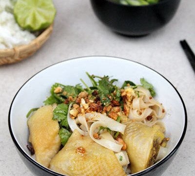 pho ga tron don gian ngon mieng Phở gà trộn đơn giản, ngon miệng