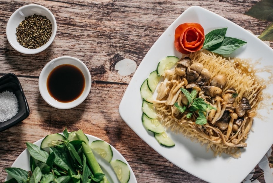 Phở sắn trộn nấm