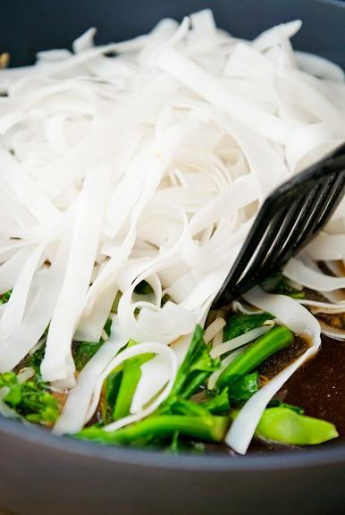 Phở xào bò làm thật nhanh ăn thật ngon