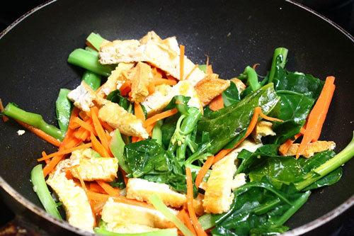 Phở xào chay