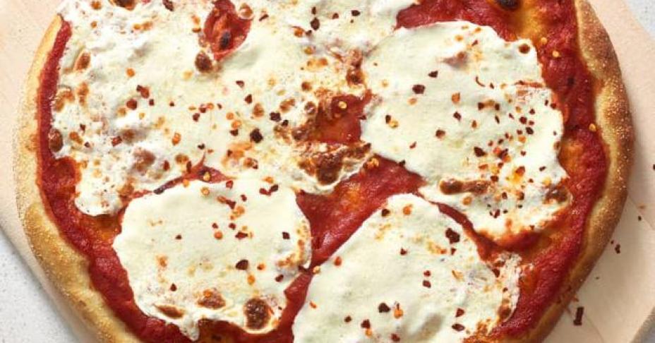 Pizza không tinh bột: Chỉ mất 30 phút chế biến, chị em đã có thể ăn đẫy miệng mà chẳng lo phá vỡ lộ trình ăn kiêng!