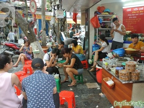 quan xoi che co tham nien gan mot the ky noi tieng ha noi Quán xôi chè có thâm niên gần một thế kỷ nổi tiếng Hà Nội