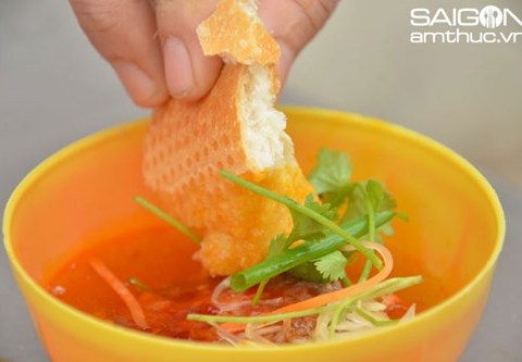 quy nhon co banh mi cham Quy Nhơn có bánh mì chấm