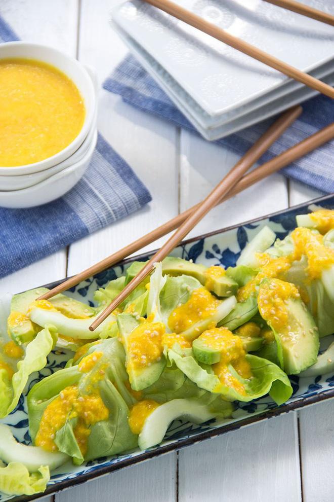 Salad bơ dưa chuột thanh mát cho ngày oi nóng