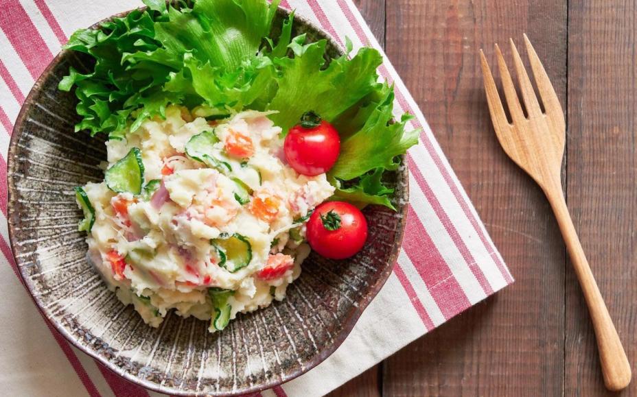 Salad khoai tây kiểu Nhật món ngon thanh mát