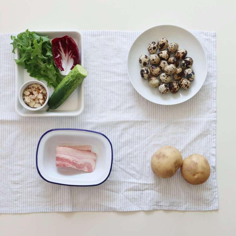 Salad khoai tây làm thế này ai không mê mới lạ