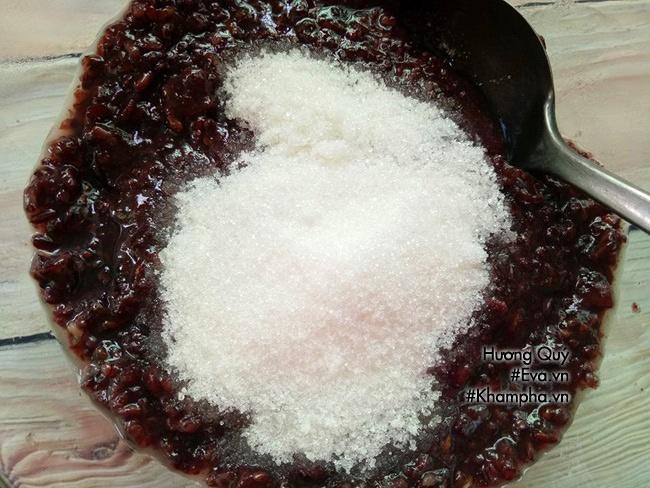 Sắp hè, chị em học vội làm pudding nếp cẩm vừa lạ vừa ngon đãi cả nhà