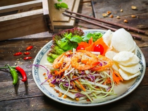 sap sang thu ma troi van oi nong thi cu lam 5 mon an thanh mat nay dam bao ca nha ai cun Sắp sang thu mà trời vẫn oi nóng thì cứ làm 5 món ăn thanh mát này, đảm bảo cả nhà ai cũng thích mê