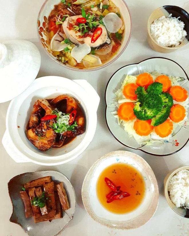 Sợ vợ cho nhịn đói, chồng chỉ dám giận 2 ngày rồi lại nhắn tin xin vợ nấu cơm ngon