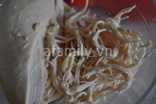 Soup gà hạt sen bổ dưỡng mà hấp dẫn