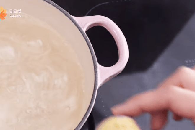Sử dụng loại củ quen thuộc của Việt Nam để làm món bánh mochi Nhật Bản vừa ngon vừa đẹp