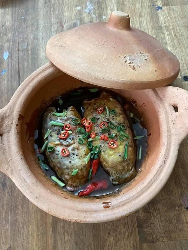 Sửng sốt mâm cơm mùa hè làm từ nguyên liệu khó ngờ, ngắm thì đã mắt nhưng khi biết bị lừa lại không thể giận