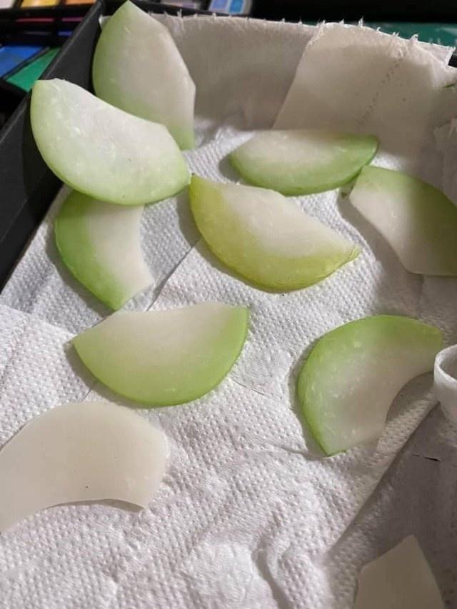 Sửng sốt mâm cơm mùa hè làm từ nguyên liệu khó ngờ, ngắm thì đã mắt nhưng khi biết bị lừa lại không thể giận