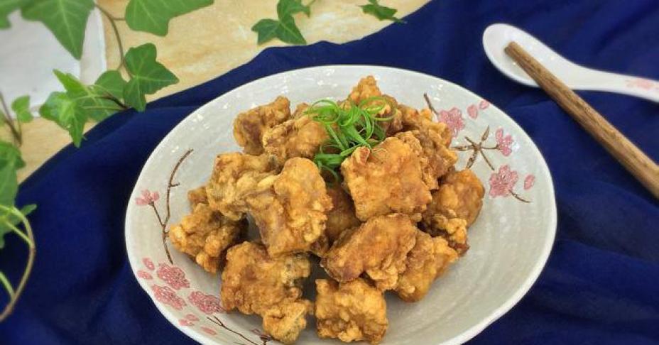Sườn chiên trong mềm ngoài giòn làm rất dễ chỉ với công thức này