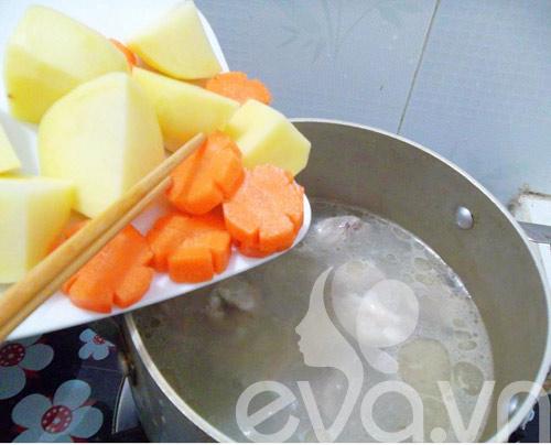 Sườn hầm rau củ ngon ngọt