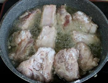 Sườn sốt chua ngọt đậm đà