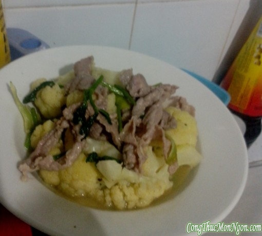 Súp lơ xào thịt bò