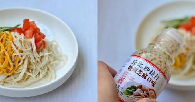 Tận dụng gà thừa ngày Tết làm mì gà trộn vừa nhanh vừa dễ ăn