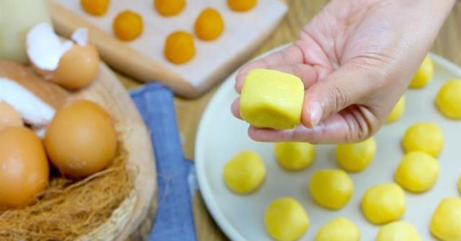 Tết mà có khay bánh dứa này để nhâm nhi cùng trà thì cứ gọi là 
