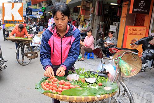 Thèm chảy nước miếng với nhót chín đầu mùa