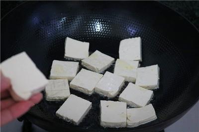 Thêm một cách làm đậu phụ sốt mặn đậm đà ngon cơm
