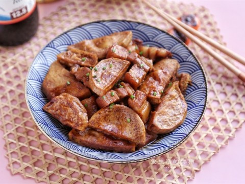 thit ba chi kho trung cut xua qua la xua thit ba chi dem kho voi nguyen lieu nay dam b Thịt ba chỉ kho trứng cút 'xưa quá là xưa', thịt ba chỉ đem kho với nguyên liệu này đảm bảo ngon ngậy đậm đà hơn hẳn!