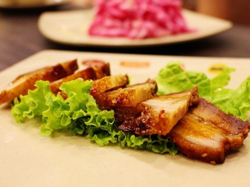Thịt ba chỉ rán thơm nức mũi hấp dẫn vô cùng
