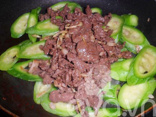 Thịt bê xào mướp Nhật