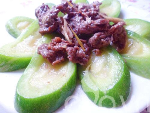 Thịt bê xào mướp Nhật