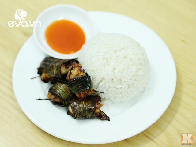 Thịt gà cuộn lá dứa chiên thơm lừng lôi cuốn vị giác