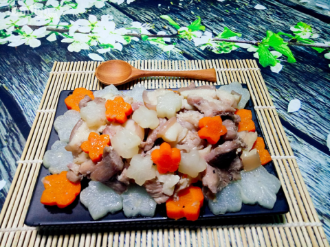 thit kho cu cai ngon mieng cho bua com chieu Thịt kho củ cải ngon miệng cho bữa cơm chiều