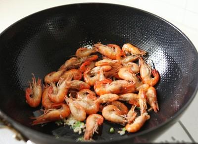 Thơm lừng hấp dẫn món tôm chiên tỏi