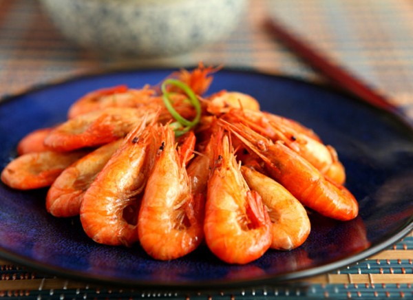 Thơm lừng hấp dẫn món tôm chiên tỏi